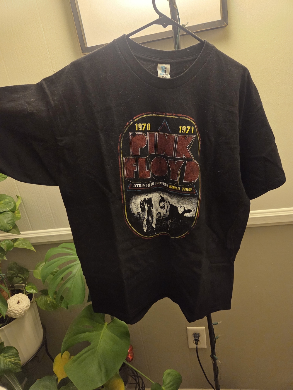 Pink Floyd Black Tee with Red and Cream Graphic